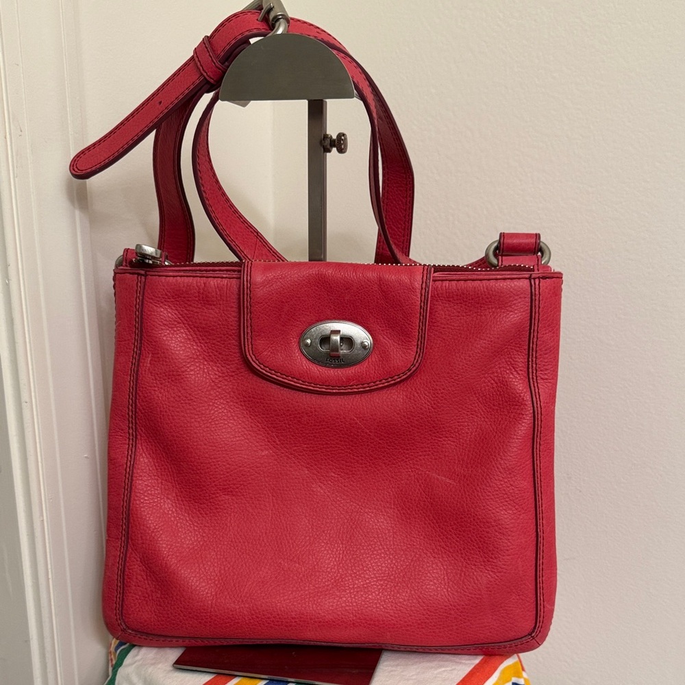 Fossil pink Leather crossbody Bag